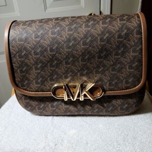Michael Kors MK Crossbody Purse